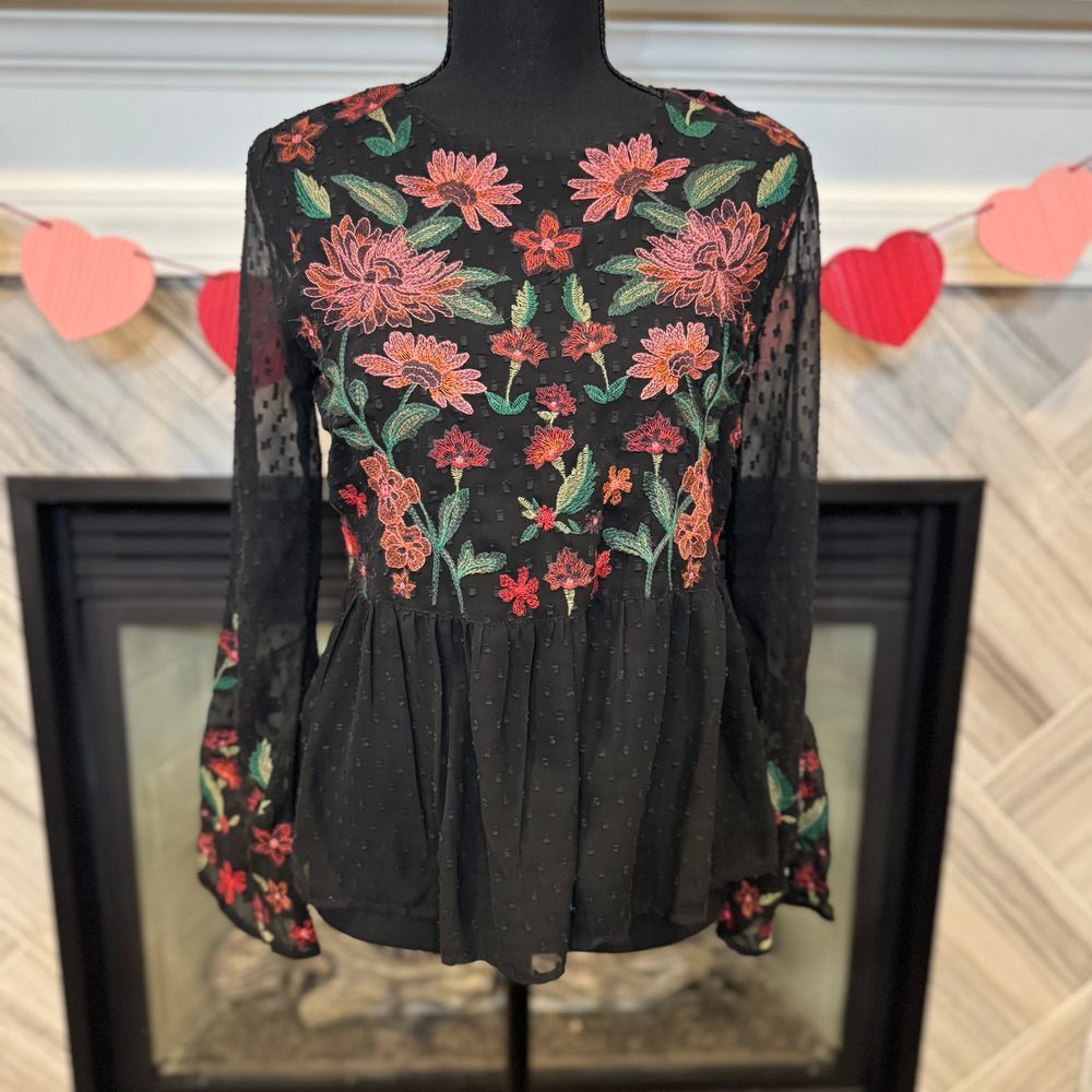 American Eagle Floral Embroidered Black Peplum Blouse with‎ Bell Sleeves  XS
